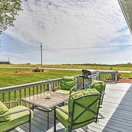 Dobson Farmhouse With Wraparound Porch And Fire Pit!